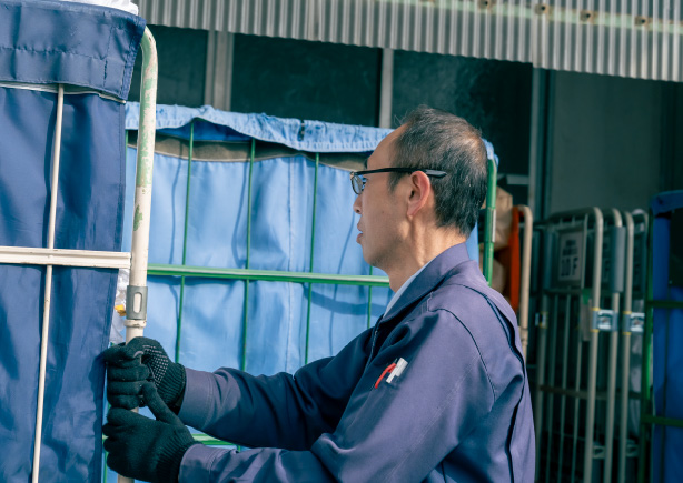 プロフィール｜仕事風景｜株式会社デイベンロイ